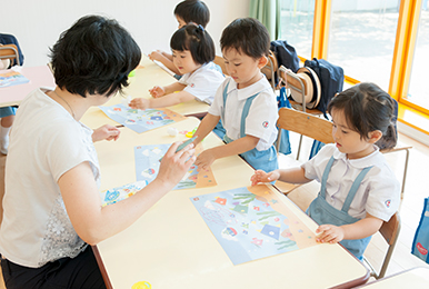 幼児専門の指導員